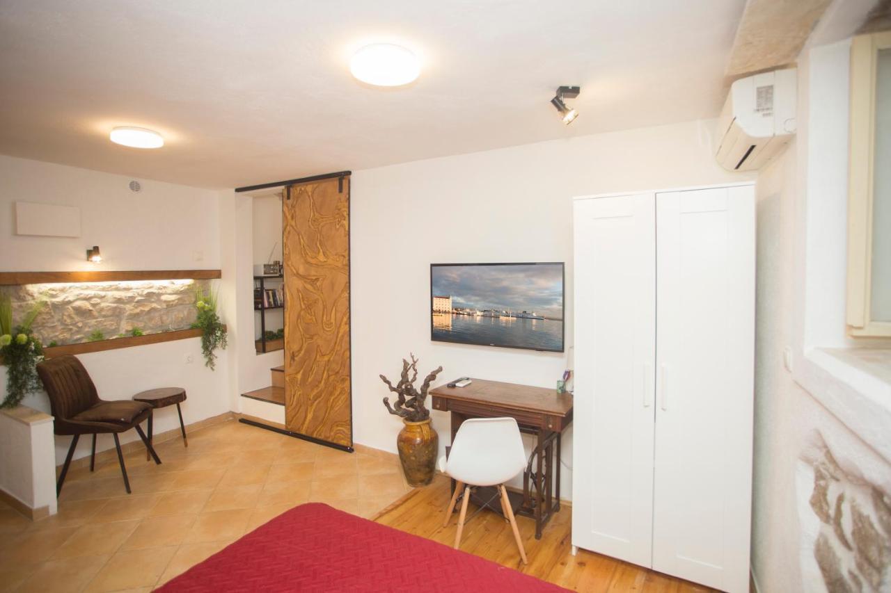 Apartment Natalia Old Town Split Extérieur photo